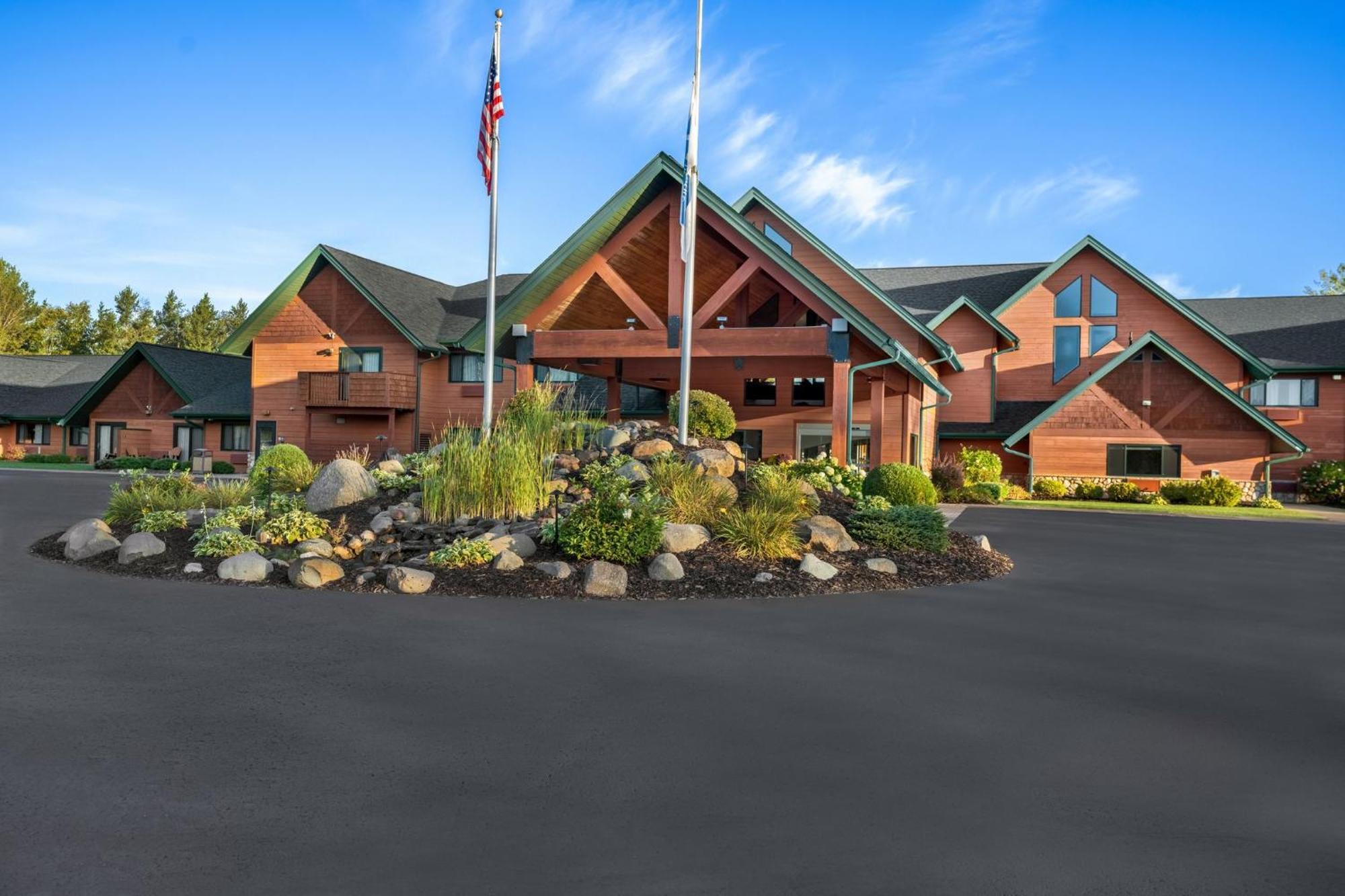 Holiday Inn Express & Suites Hayward By Ihg Exterior foto